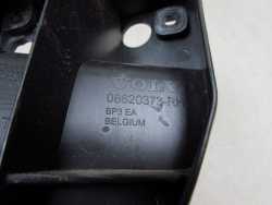 VOLVO C70 II 06-10 SLIZG MOCOWANIE ZDERZAKA PRZOD PRAWY 08620373