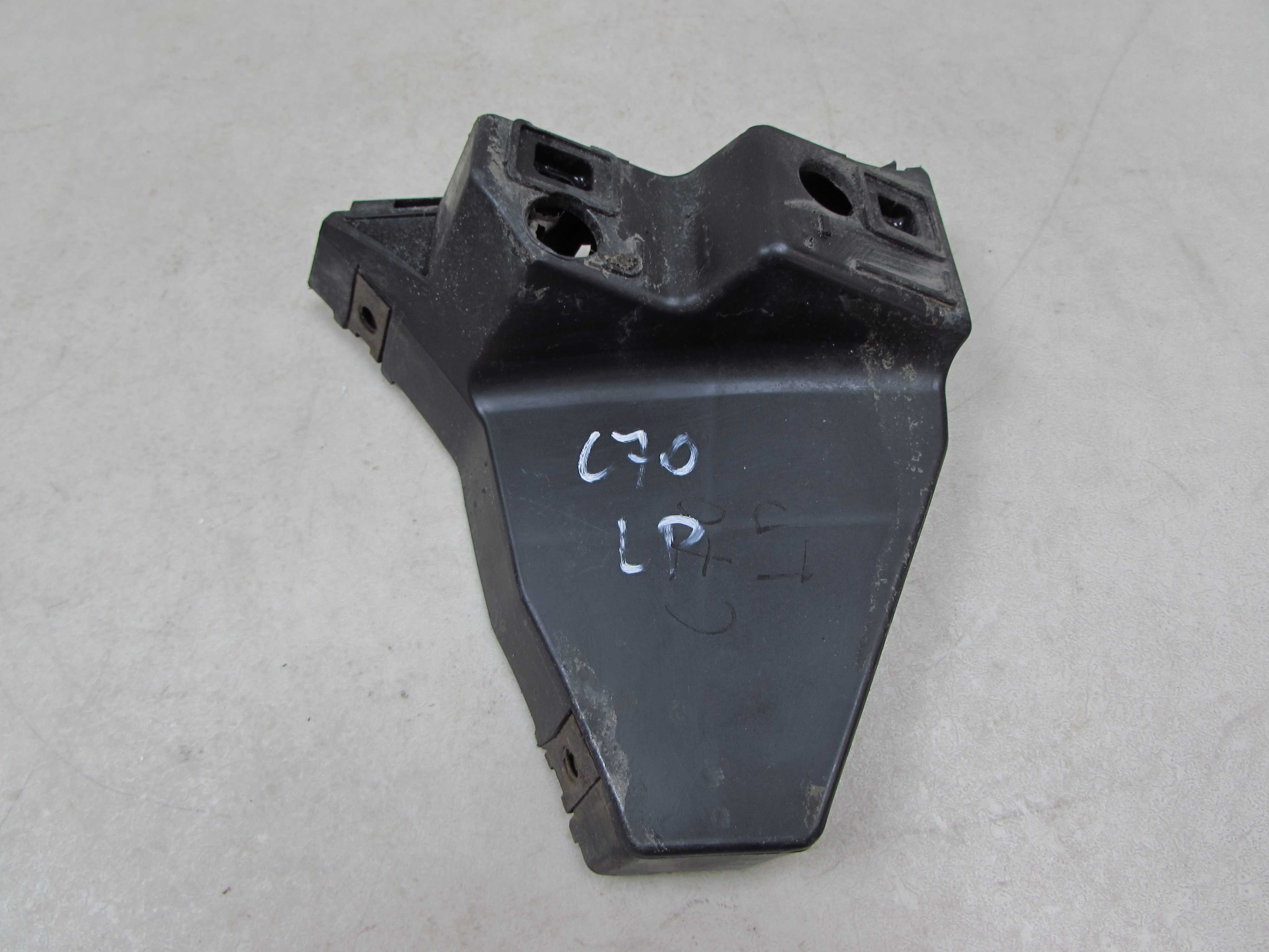 VOLVO C70 II 06-10 SLIZG MOCOWANIE ZDERZAKA PRZOD LEWY 08620369
