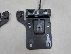 VOLVO C70 II CABRIO 06-13 ZAMEK RYGIEL DACHU LEWY PRAWY 30787577 30787578