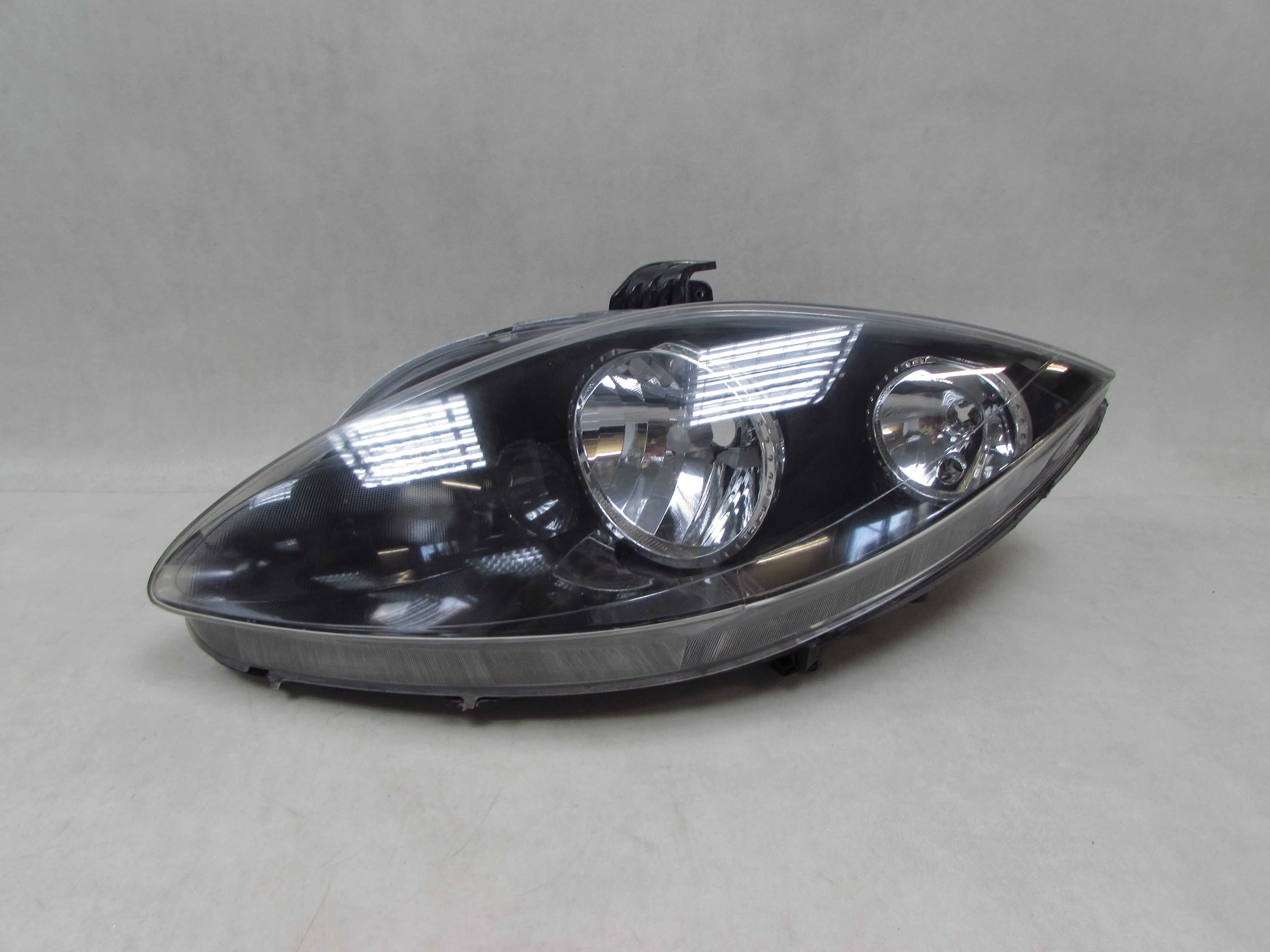SEAT LEON II 05-12 LAMPA PRZOD LEWA REFLEKTOR EUROPA
