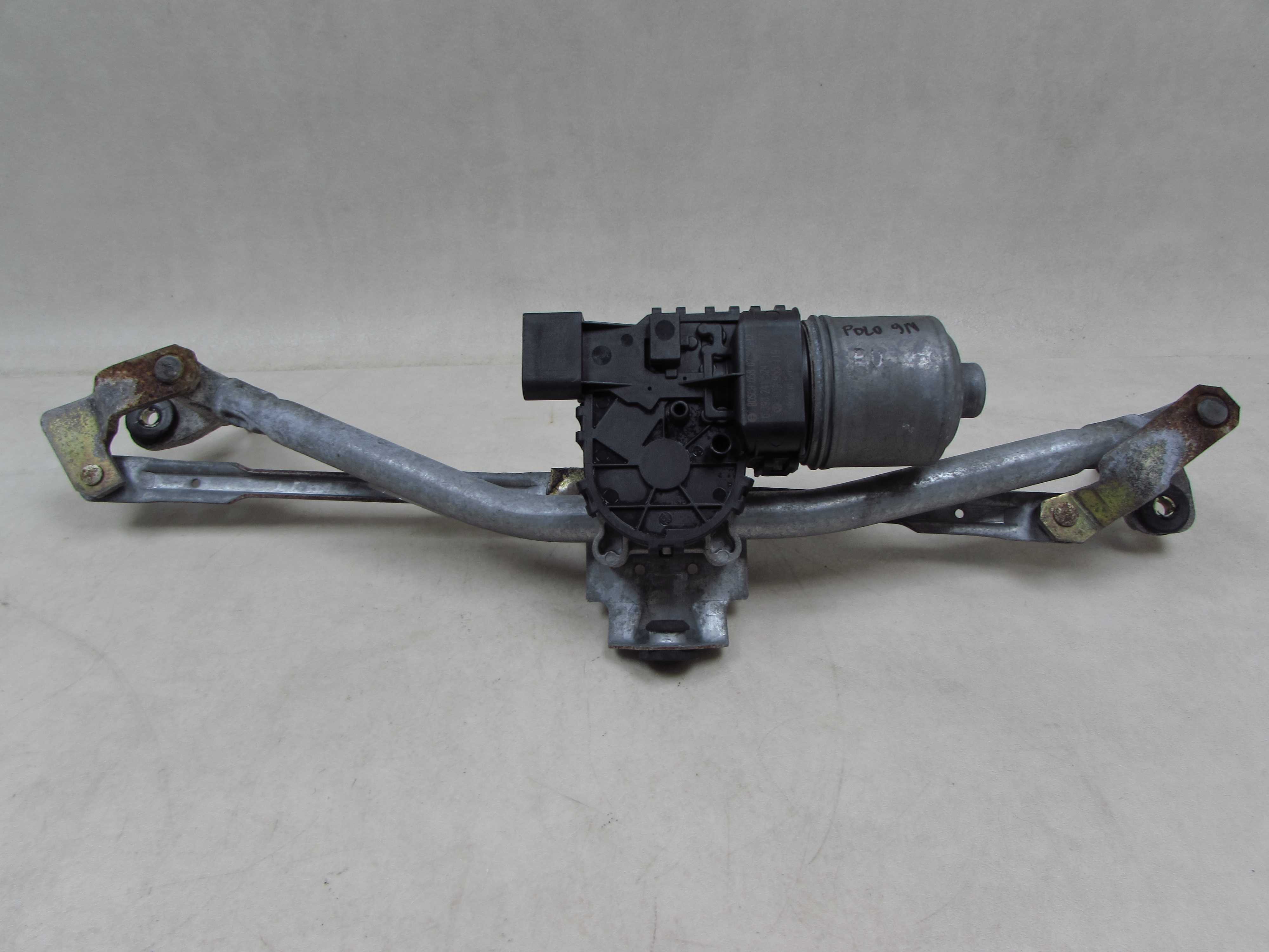 VW POLO IV 9N 01-05 MECHANIZM SILNIK WYCIERACZEK PRZOD 6Q1955023D
