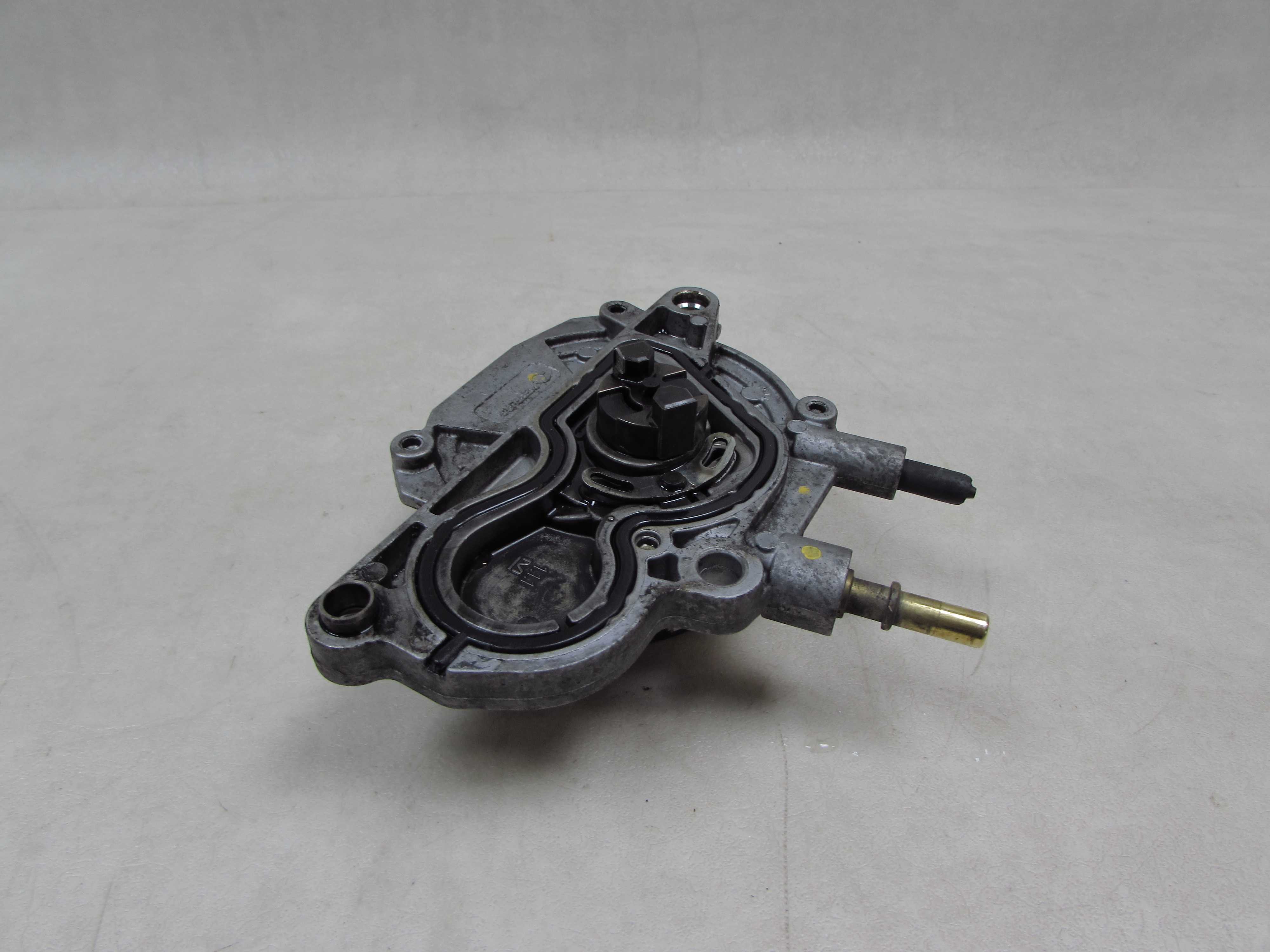 OPEL ASTRA J ZAFIRA B 1.7 CDTI POMPA PODCISNIENIA VACUM