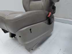 CHRYSLER GRAND VOYAGER IV 02-07 FOTELE PRZOD PRAWY LEWY SKORA
