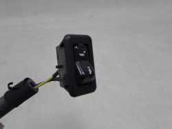 CHRYSLER GRAND VOYAGER 00-07 PANEL PRZELACZNIK SKLADANIA LUSTEREK 04685564AB