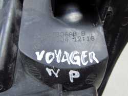 CHRYSLER VOYAGER DODGE CARAVAN 00-07 LAMPA TYL PRAWA 04857306AB