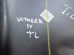 CHRYSLER GRAND VOYAGER DODGE CARAVAN 00-07 LISTWA BLOTNIKA TYL LEWA