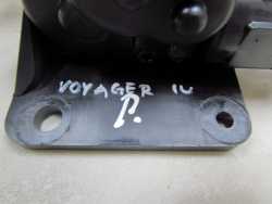CHRYSLER GRAND VOYAGER DODGE CARAVAN 00-07 SILNICZEK SZYBY TYL PRAWY 04717606AB