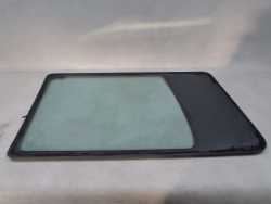 VW T4 MULTIVAN CARAVELLE 91-03 SZYBA KAROSERYJNA TYL PRAWY 99R