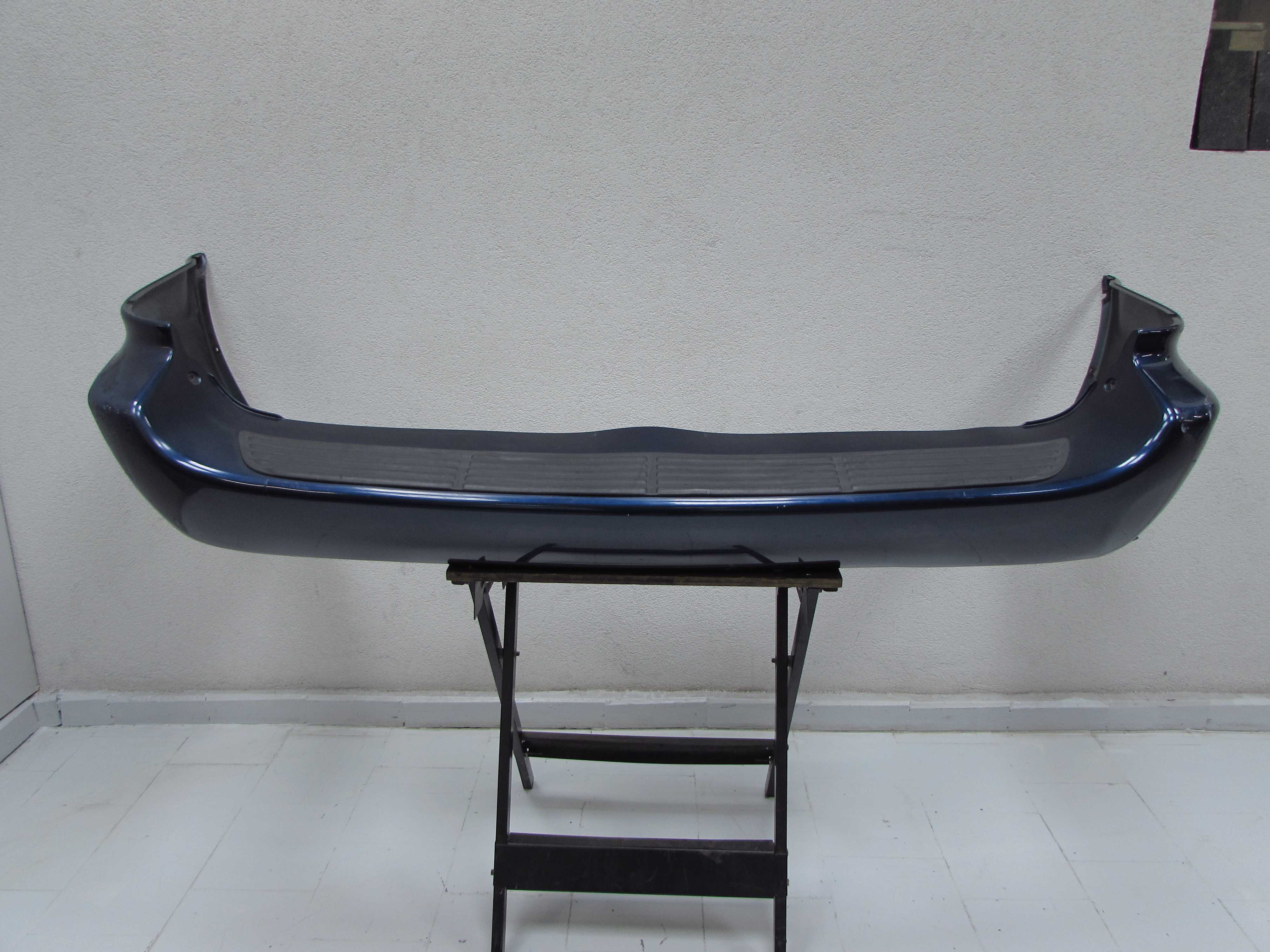 CHRYSLER GRAND VOYAGER IV 00-07 ZDERZAK TYL TYLNY P87