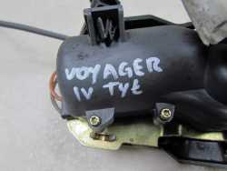 CHRYSLER GRAND VOYAGER IV 00-07 ZAMEK KLAPY BAGAZNIKA TYL 7 PIN