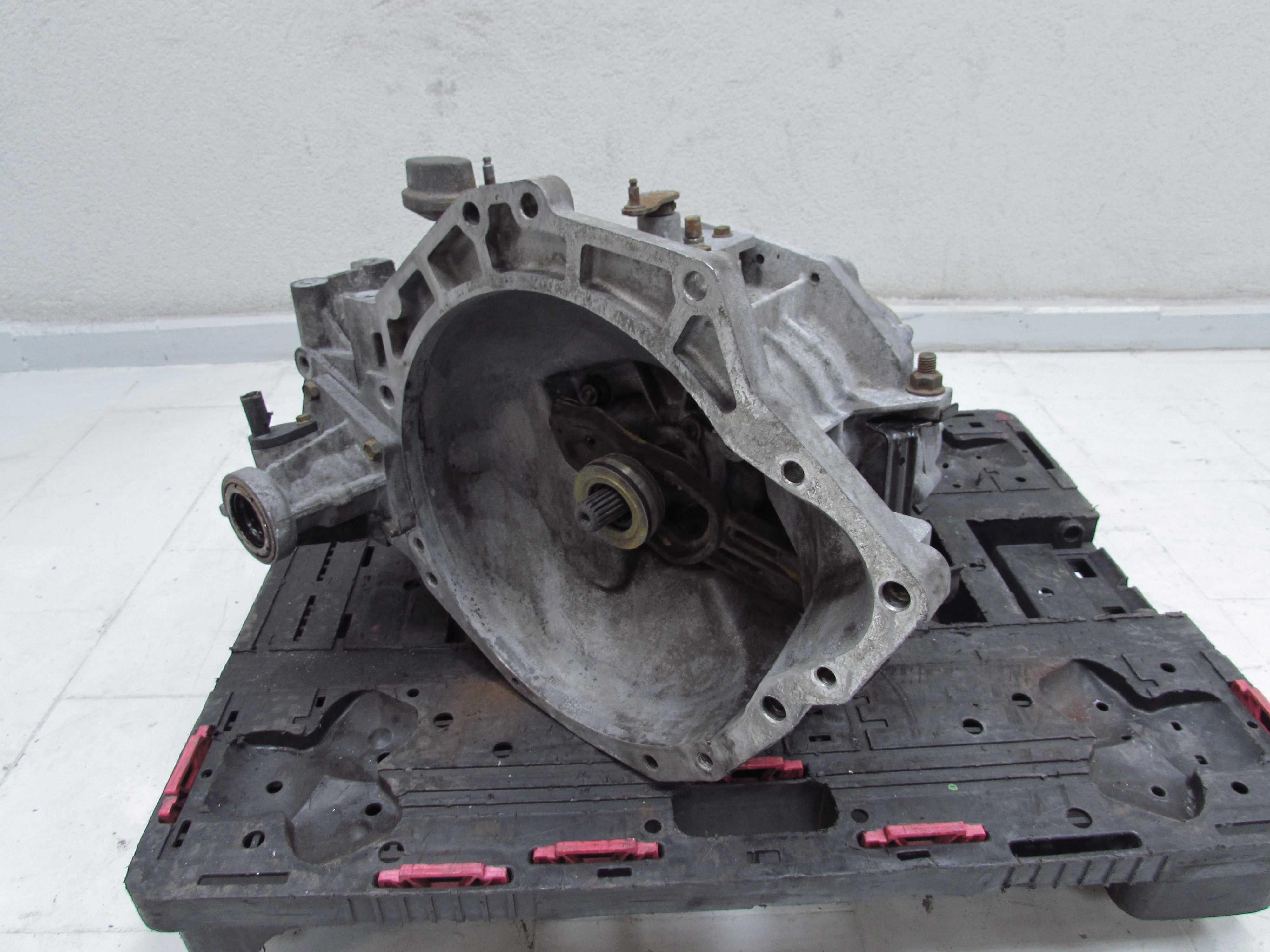 CHRYSLER GRAND VOYAGER IV 2.5 00-07 SKRZYNIA BIEGOW MANUALNA TTU