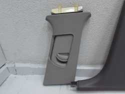 AUDI A4 B6 01-05 TAPICERKA OSLONA POSZYCIE SLUPKA B PRAWA 8E0867244