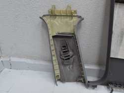 AUDI A4 B6 01-05 TAPICERKA OSLONA POSZYCIE SLUPKA B PRAWA 8E0867244