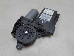 AUDI A4 B6 B7 01-10 SILNICZEK SILNIK MODUL SZYBY PRZOD PRAWY 8E1959802B EUROPA