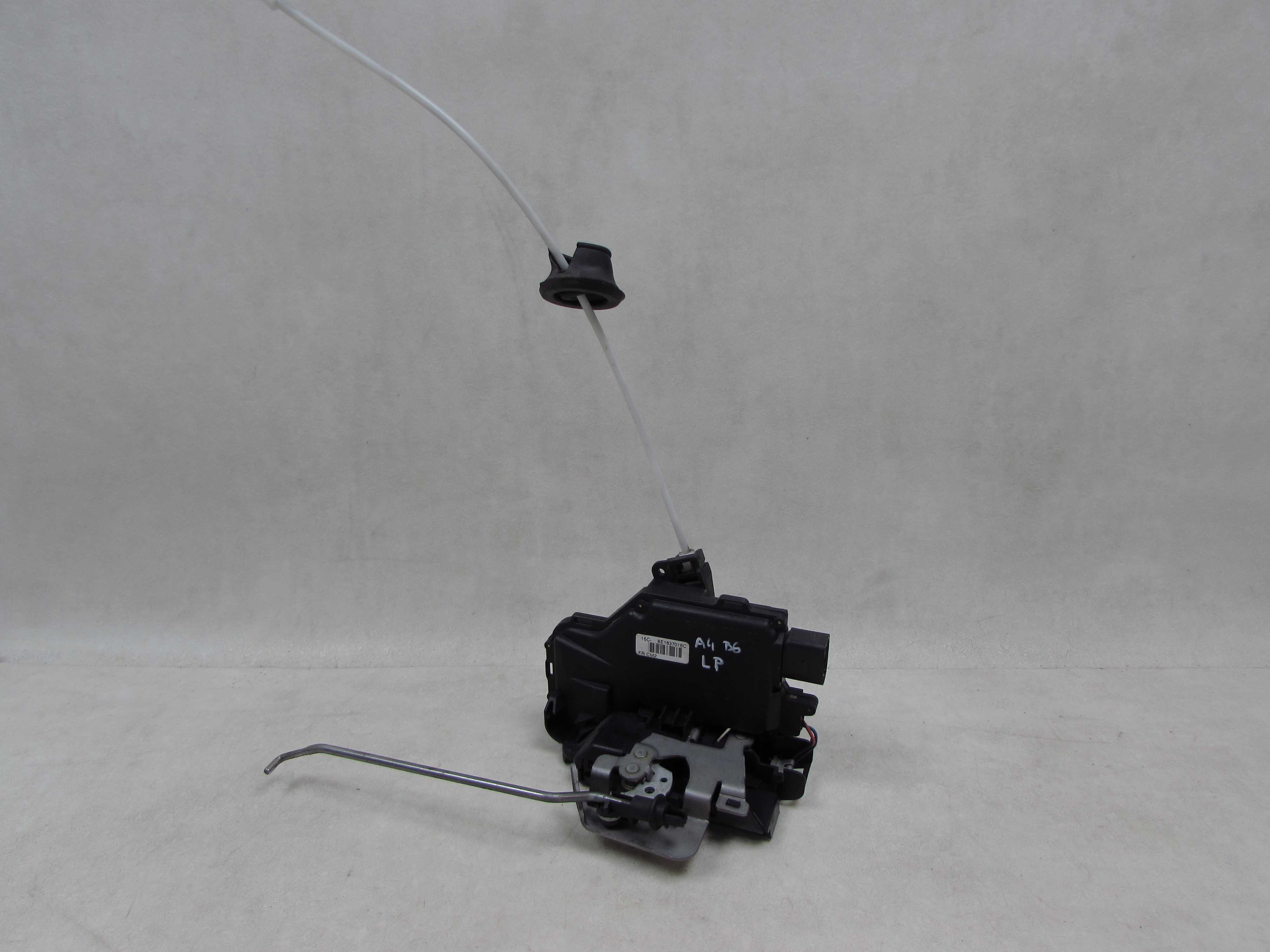 AUDI A4 B6 01-05 ZAMEK DRZWI PRZOD PRAWY 7 PIN 8E1837016C
