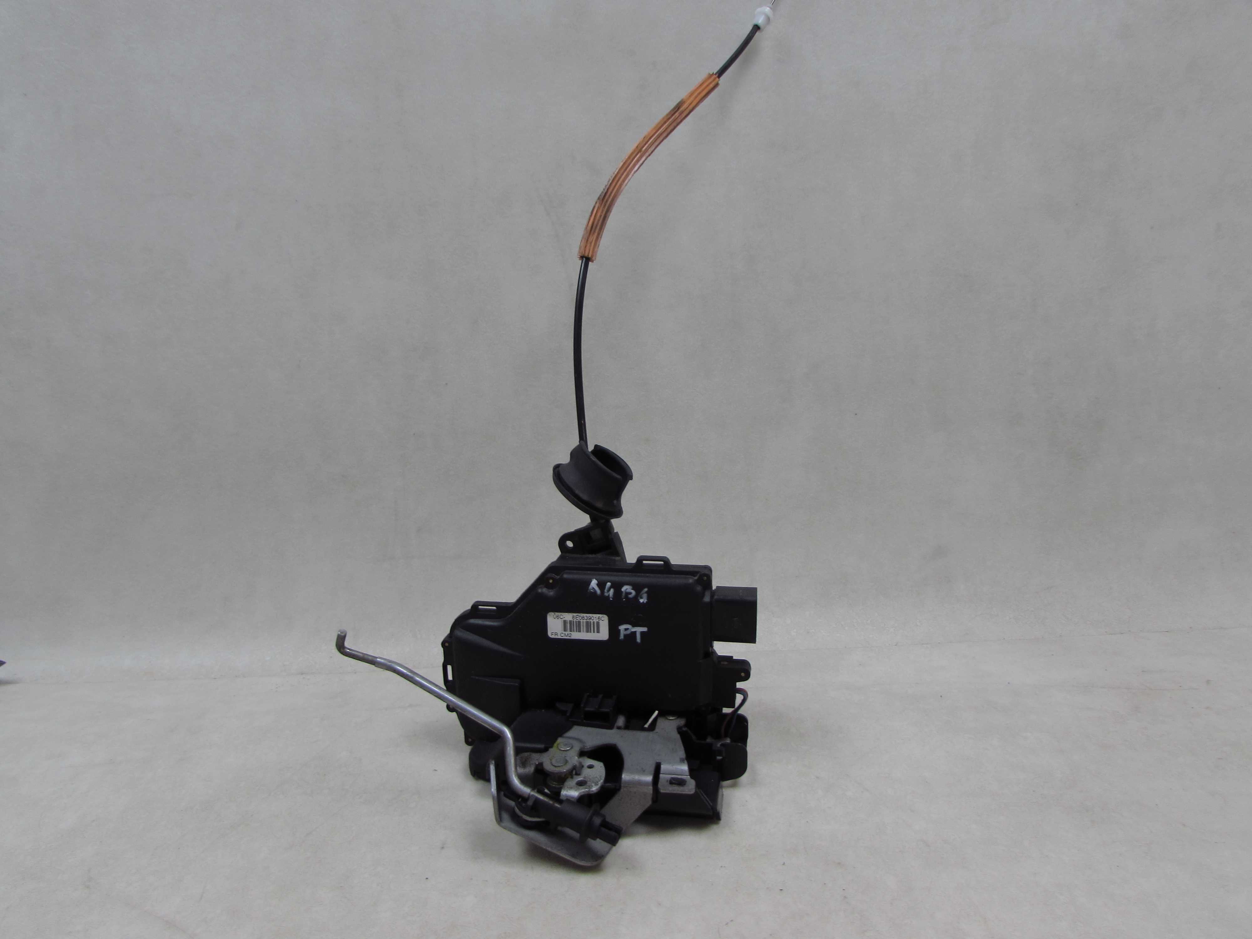 AUDI A4 B6 01-05 ZAMEK DRZWI TYL PRAWY 7 PIN 8E0839016