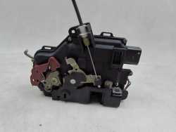 AUDI A4 B6 01-05 ZAMEK DRZWI TYL LEWY 7 PIN 8E0839015