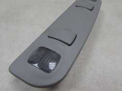 AUDI A3 A4 B6 01-05 LAMPKA OSWIETLENIA KABINY TYL 8E0947111A