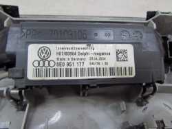 AUDI A3 A4 B6 01-05 LAMPKA OSWIETLENIA KABINY PRZOD 8E0951177