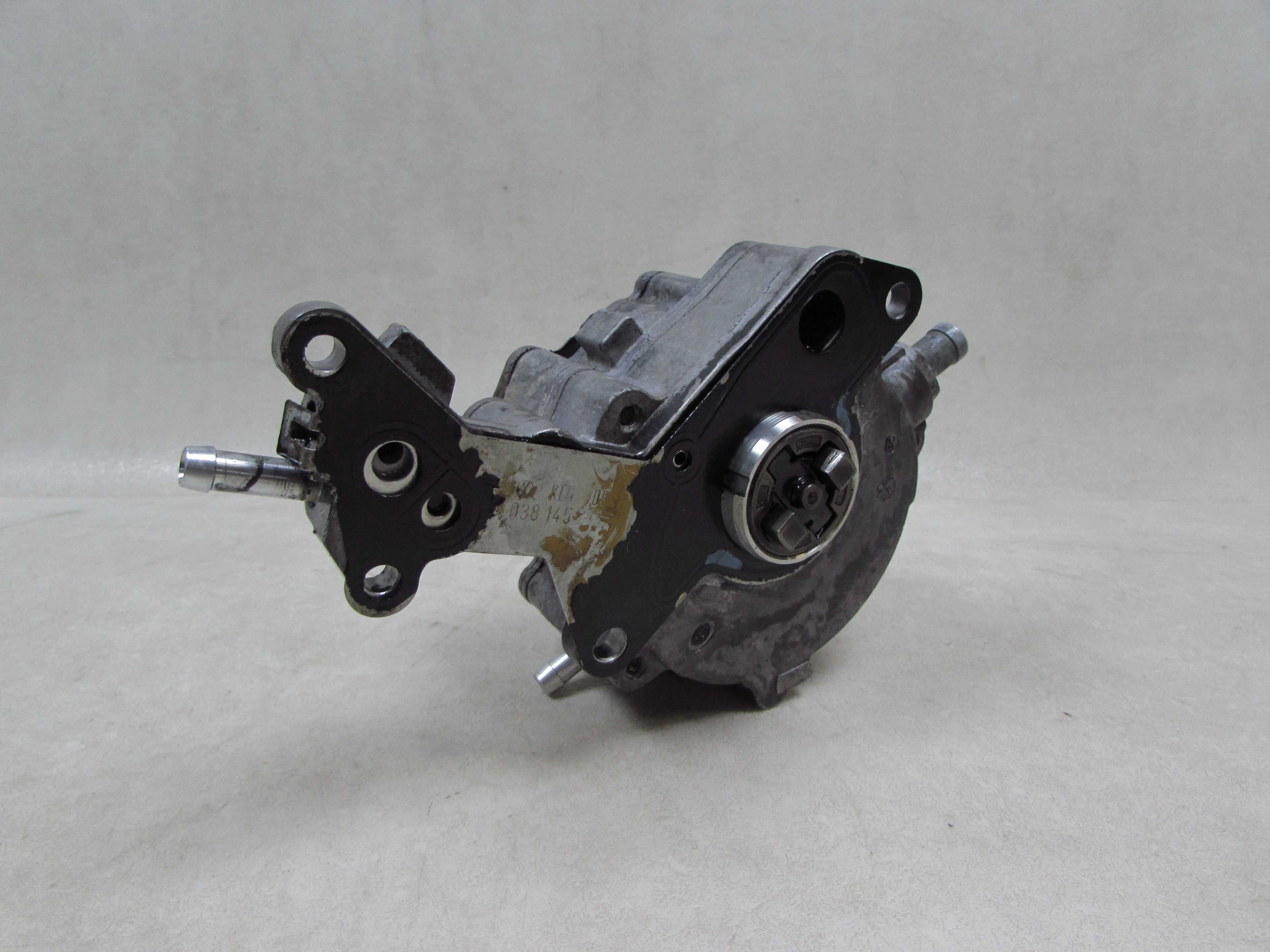 VW SEAT SKODA AUDI 1.9 TDI POMPA PODCISNIENIA VACUM 038145209C