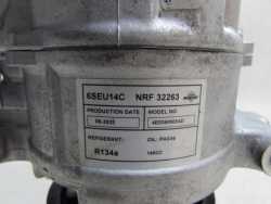 AUDI A4 B6 A8 D3 01-05 SPREZARKA KOMPRESOR KLIMATYZACJI 4E0260805AD