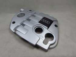 AUDI A4 B6 1.9 TDI 130KM OSLONA POKRYWA SILNIKA GORNA 038103925 013427/2AD 054682AF