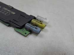AUDI A4 B6 01-05 WZMACNIACZ ANTENOWY 8E5035225D