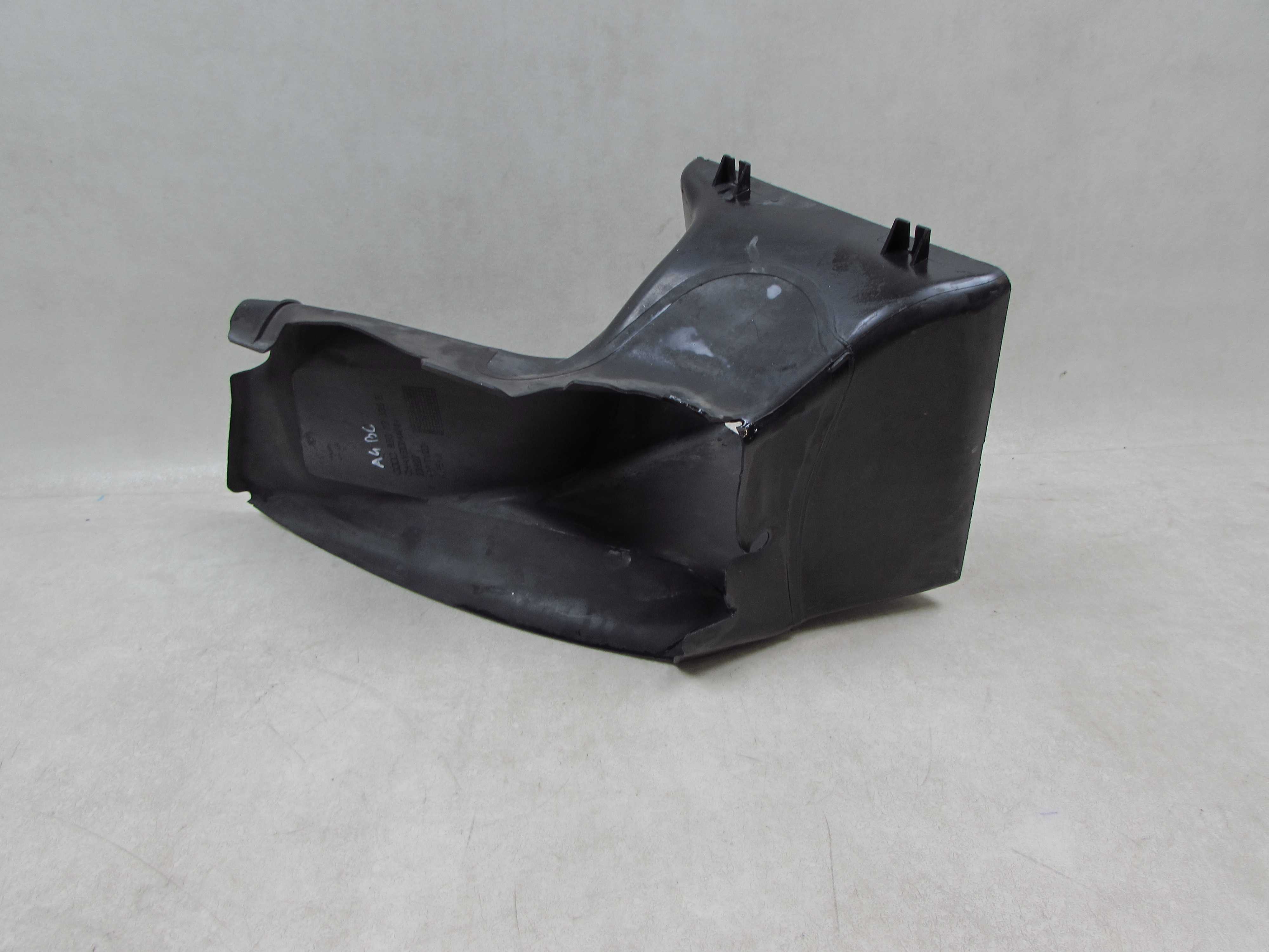 AUDI A4 B6 1.9 TDI 01-05 WLOT KIEROWNICA POWIETRZA 8E0117335E