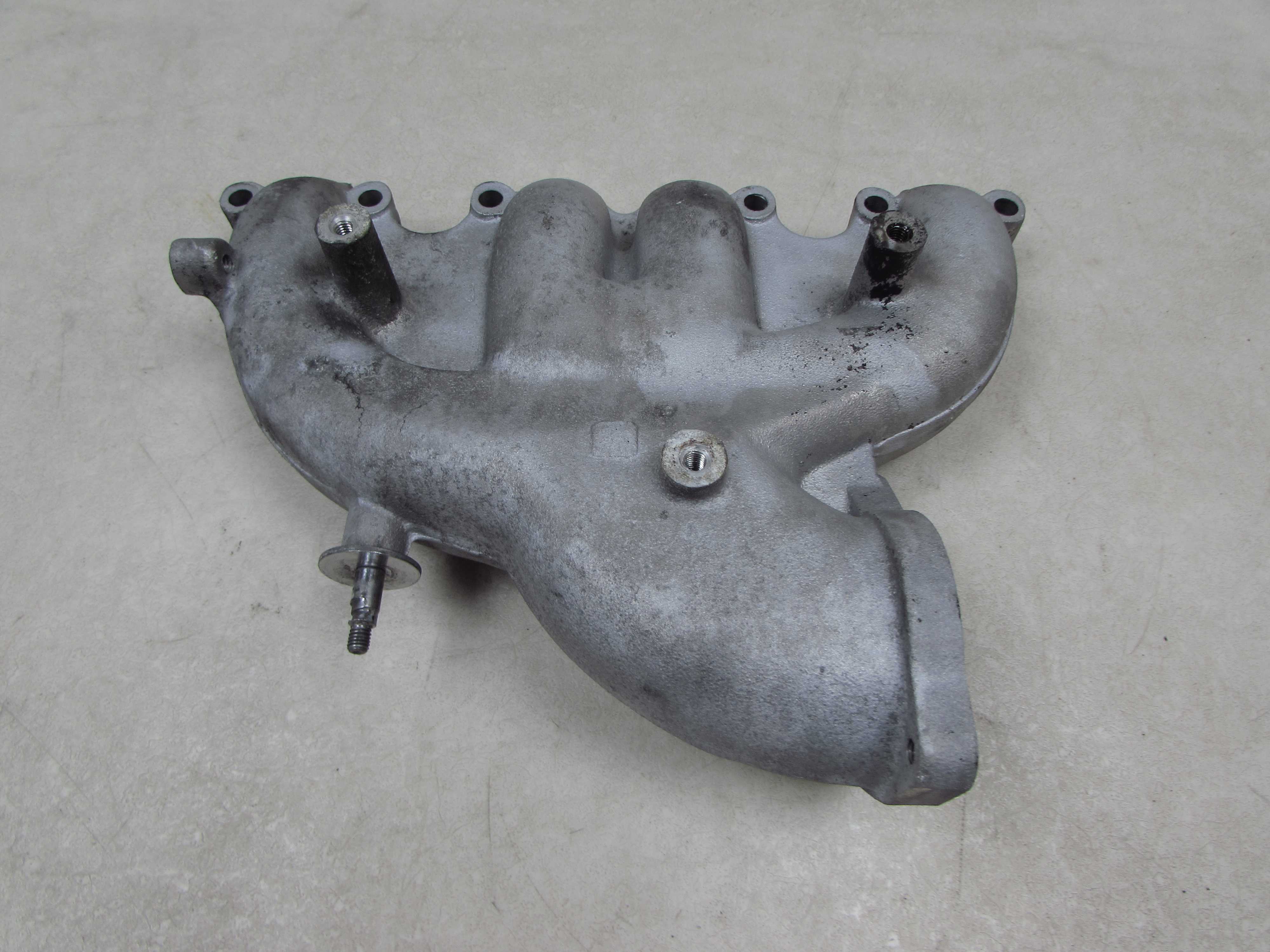 AUDI A4 B6 1.9 TDI 01-05 KOLEKTOR SSACY 038129713AJ