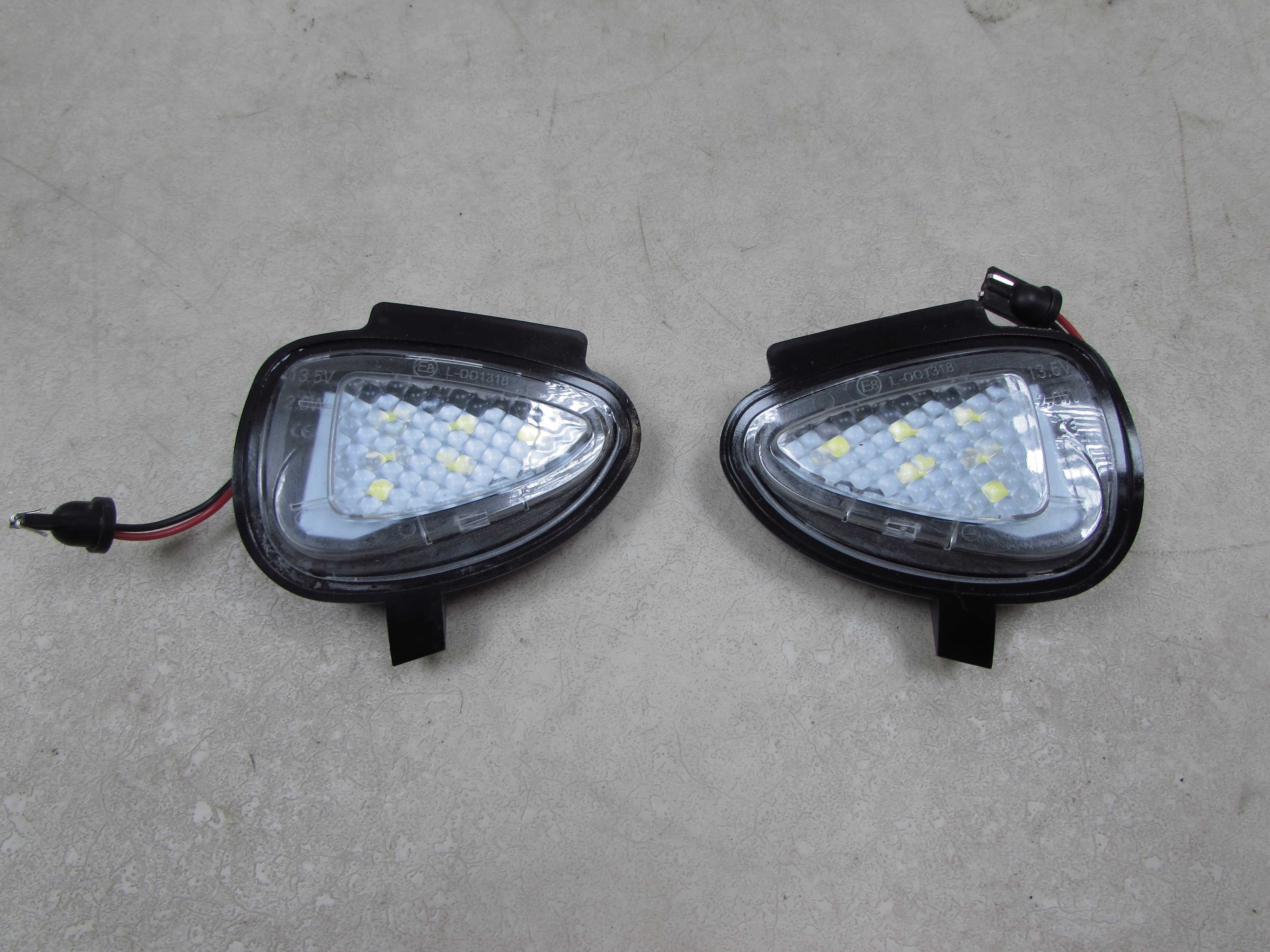 VW GOLF VI 08-13 TOURAN II 10-15 LAMPKA OSWIETLENIE LUSTEREK LED