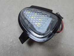VW GOLF VI 08-13 TOURAN II 10-15 LAMPKA OSWIETLENIE LUSTEREK LED