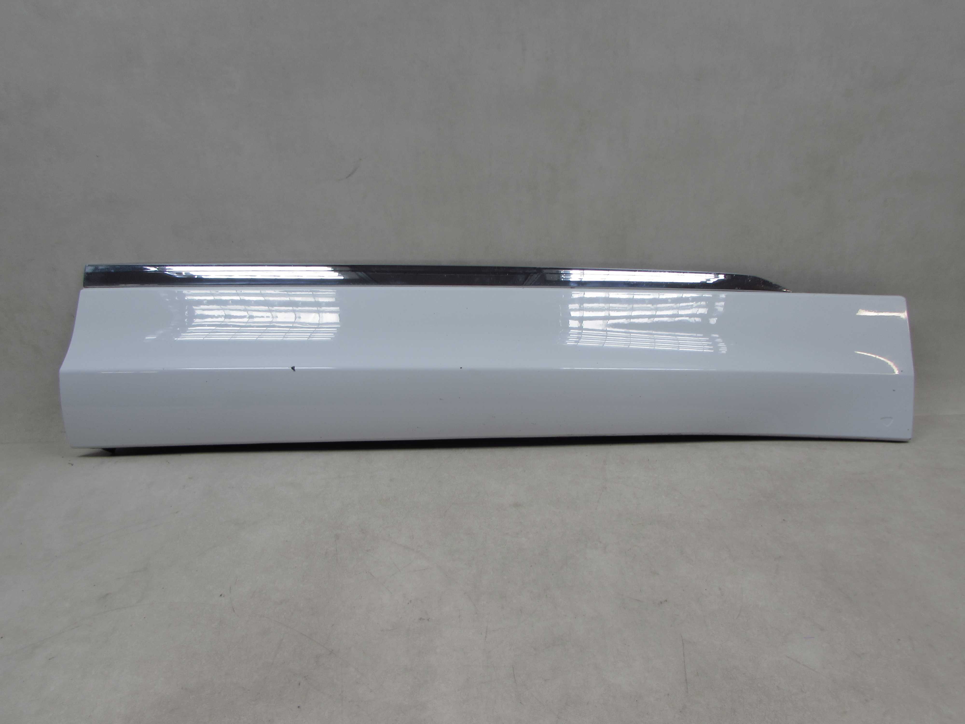 VW TIGUAN II 16-14 LISTWA NAKLADKA DRZWI PRZOD PRAWA 5NA854940M