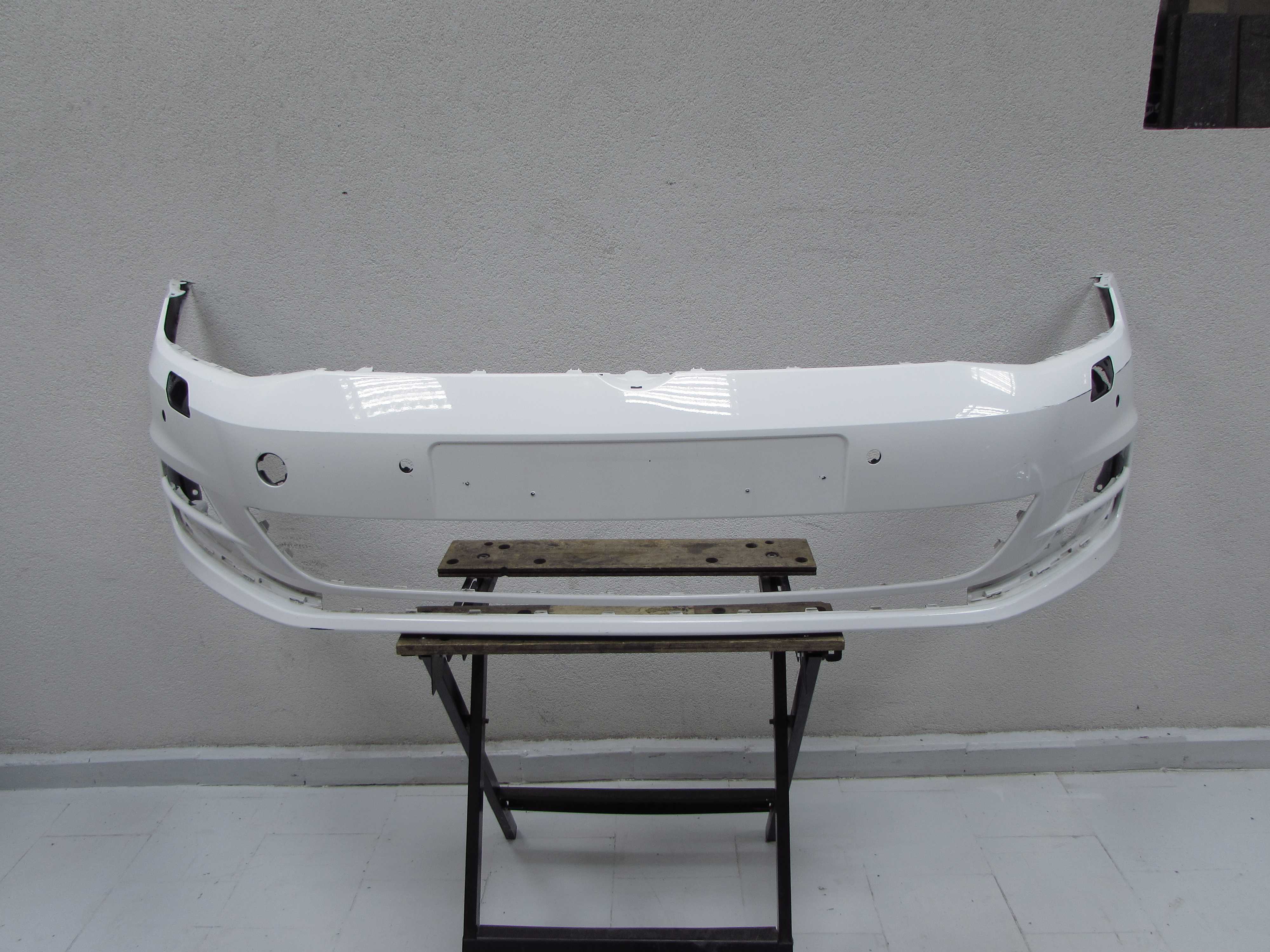 VW GOLF VII 12-16 ZDERZAK PRZOD PDC SPRYSKI 5G0807221BN