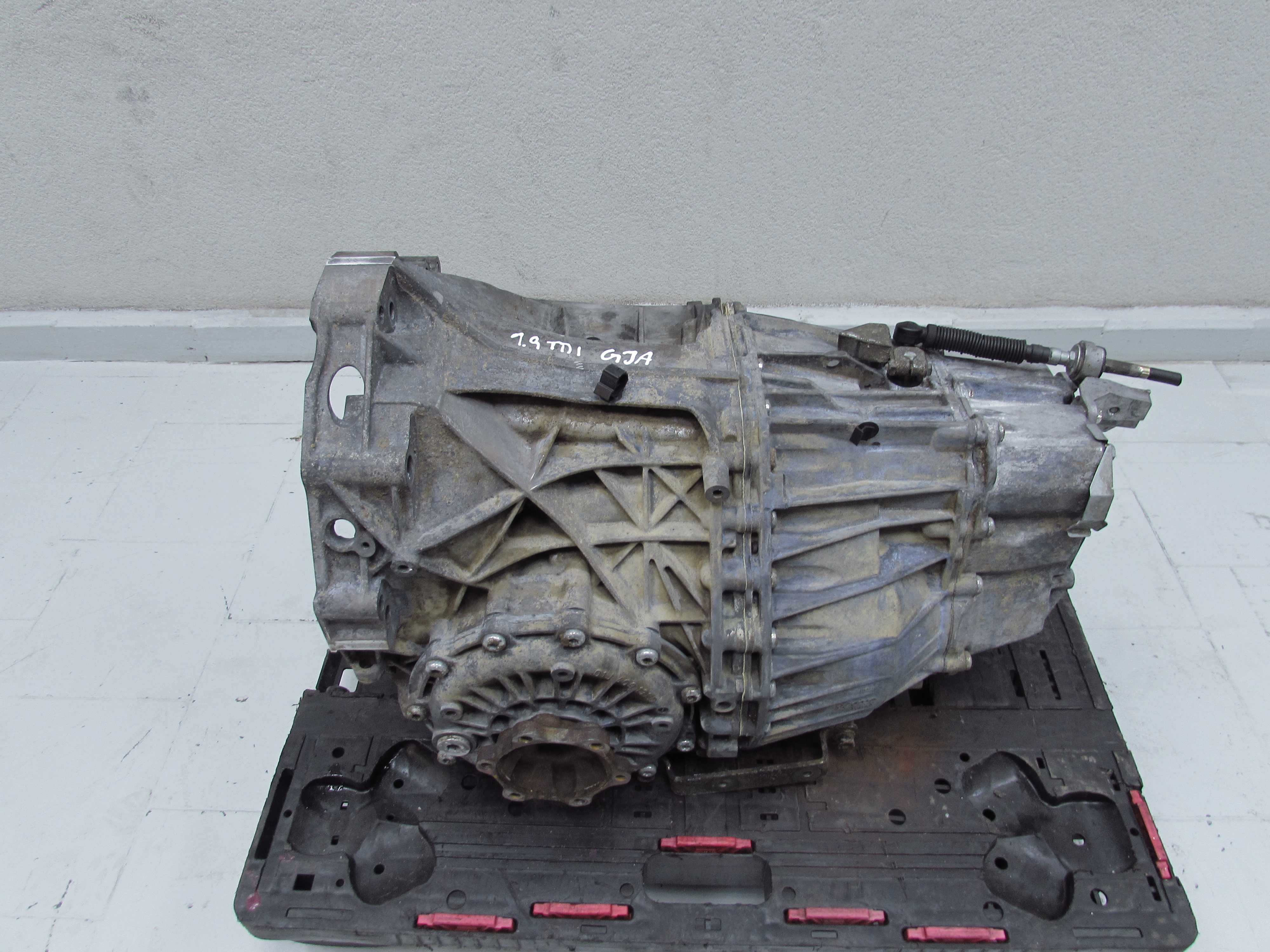 AUDI A4 B6 1.9 TDI 01-05 SKRZYNIA BIEGOW AUTOMAT MULTITRONIC GJA