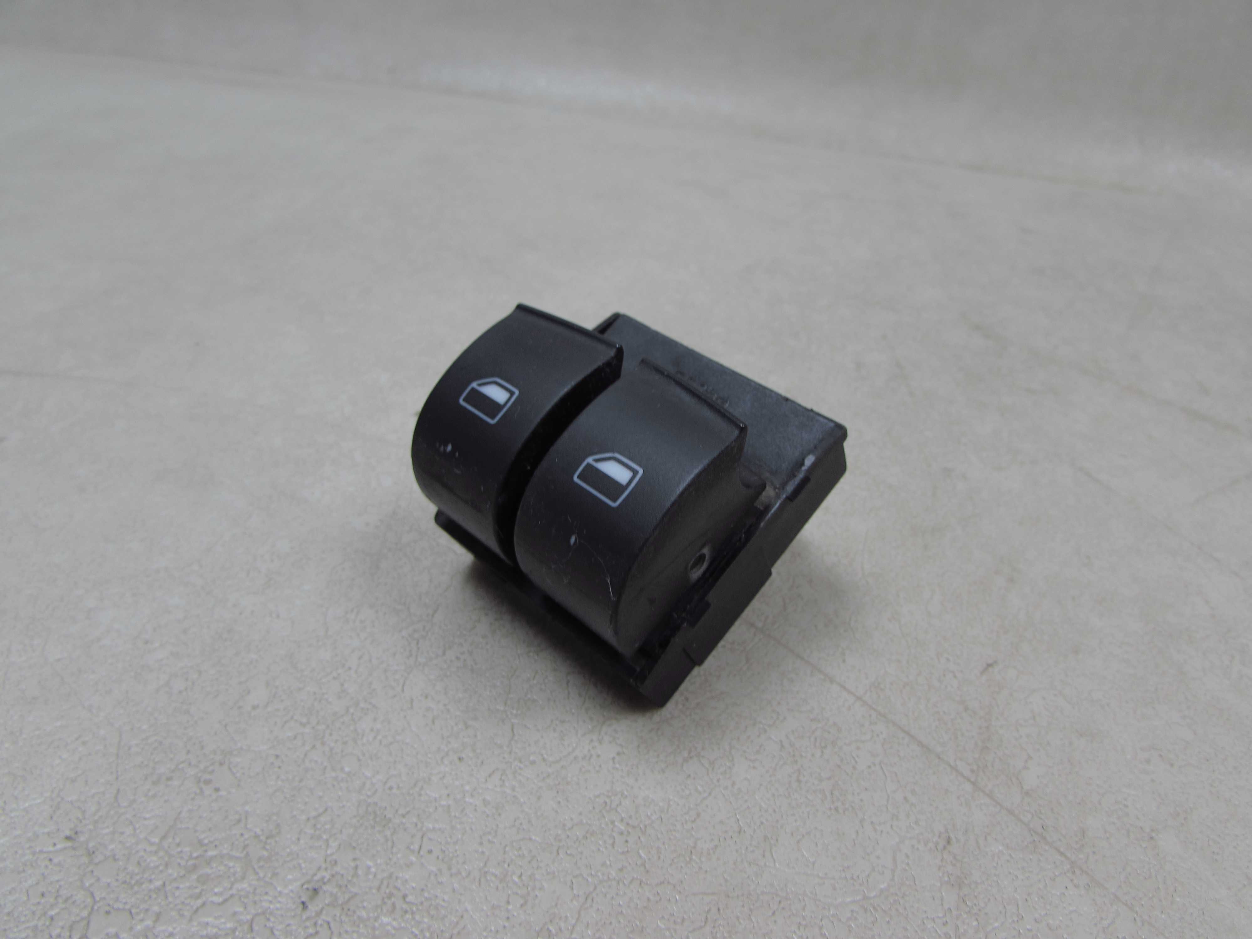 AUDI A4 B6 01-05 PANEL PRZELACZNIK OTWIERANIA SZYB LEWY PRZOD 8Z0959851E