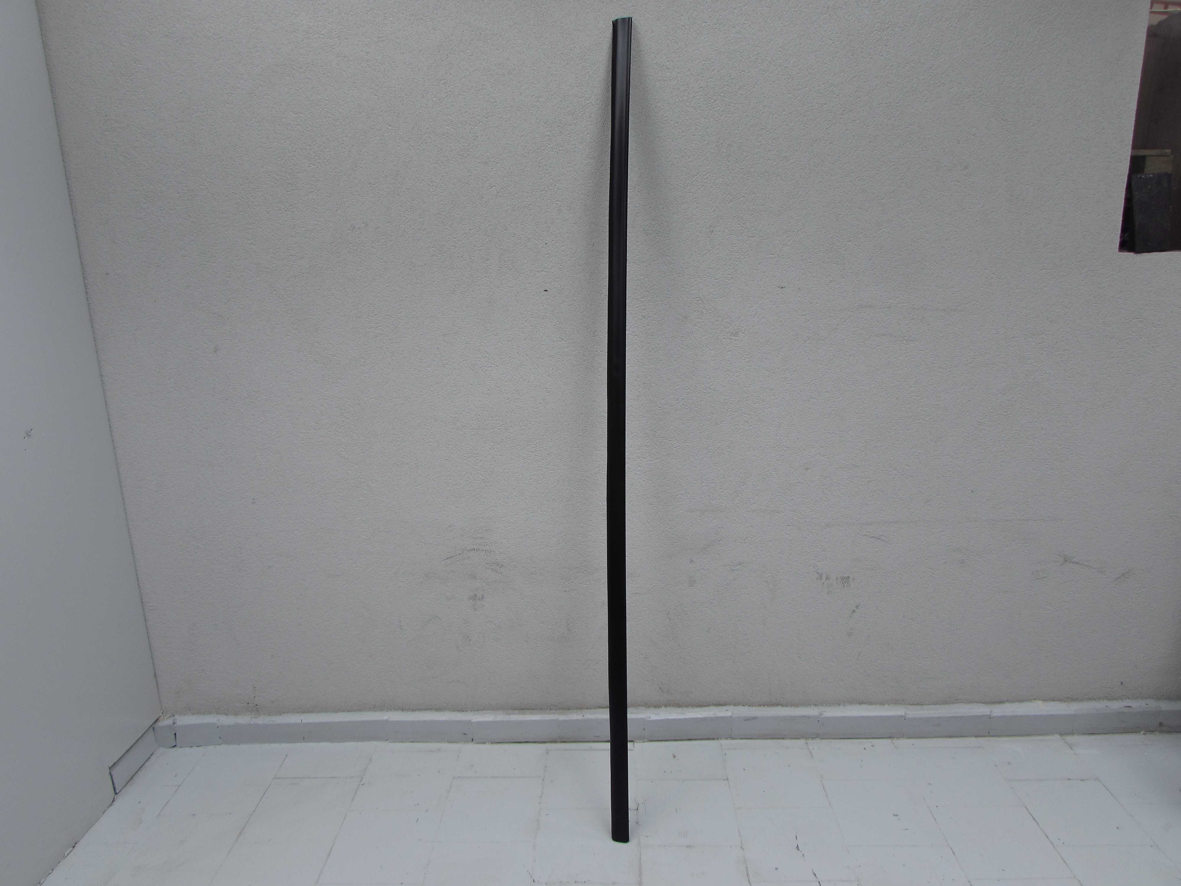 MAN TGL TGM TGA 8-180 07-12 LISTWA DACHOWA DACHU KABINY SRODKOWA