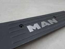 MAN TGL TGM TGA 8-180 07-12 LISTWA OSLONA PROGU LEWA