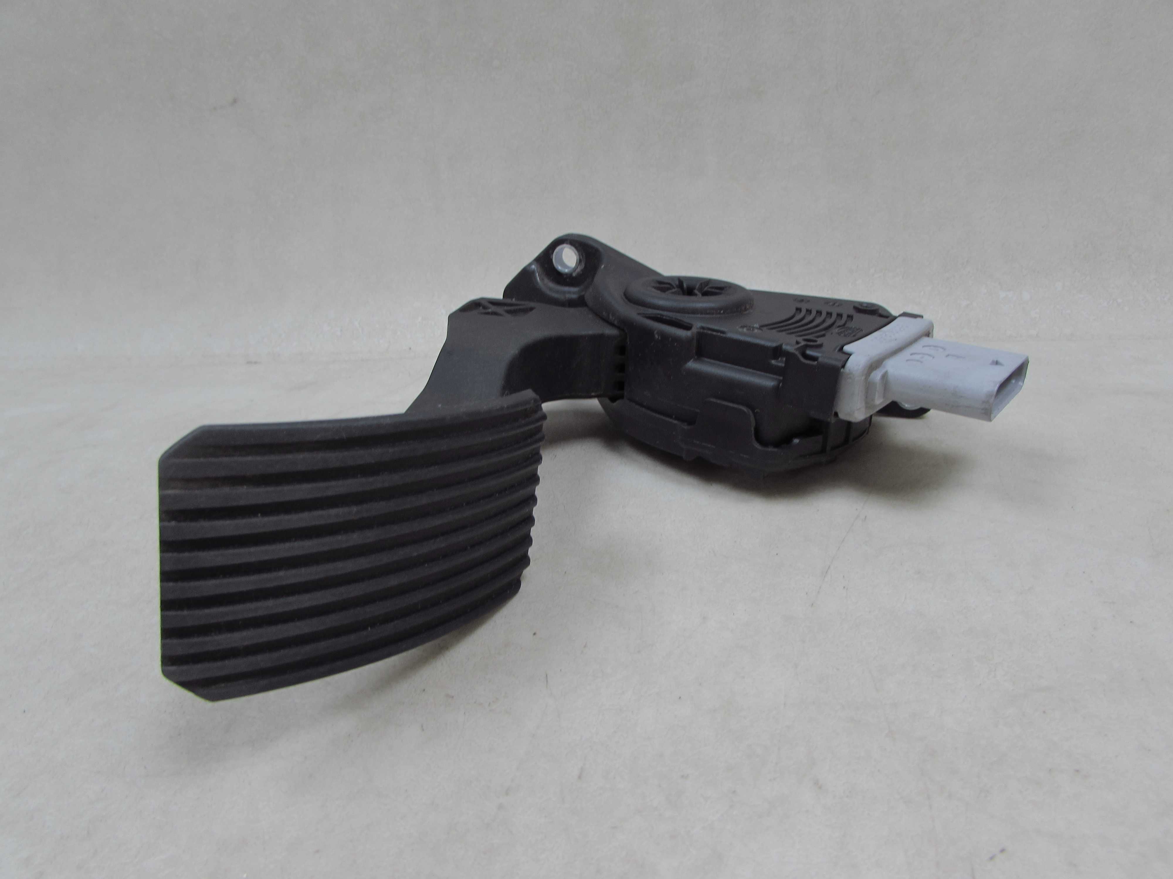 MAN TGL TGM TGA 8-180 07-12 PEDAL POTENCJOMETR GAZU 81259706103