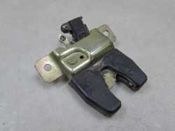 VW GOLF III VENTO ZAMEK KLAPY BAGAZNIKA 357827503B