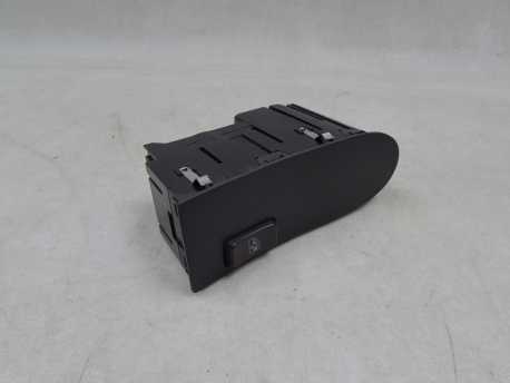 MAN TGL TGM TGA 8-180 07-12 PANEL PRZELACZNIK SZYB PRAWY 81258067073