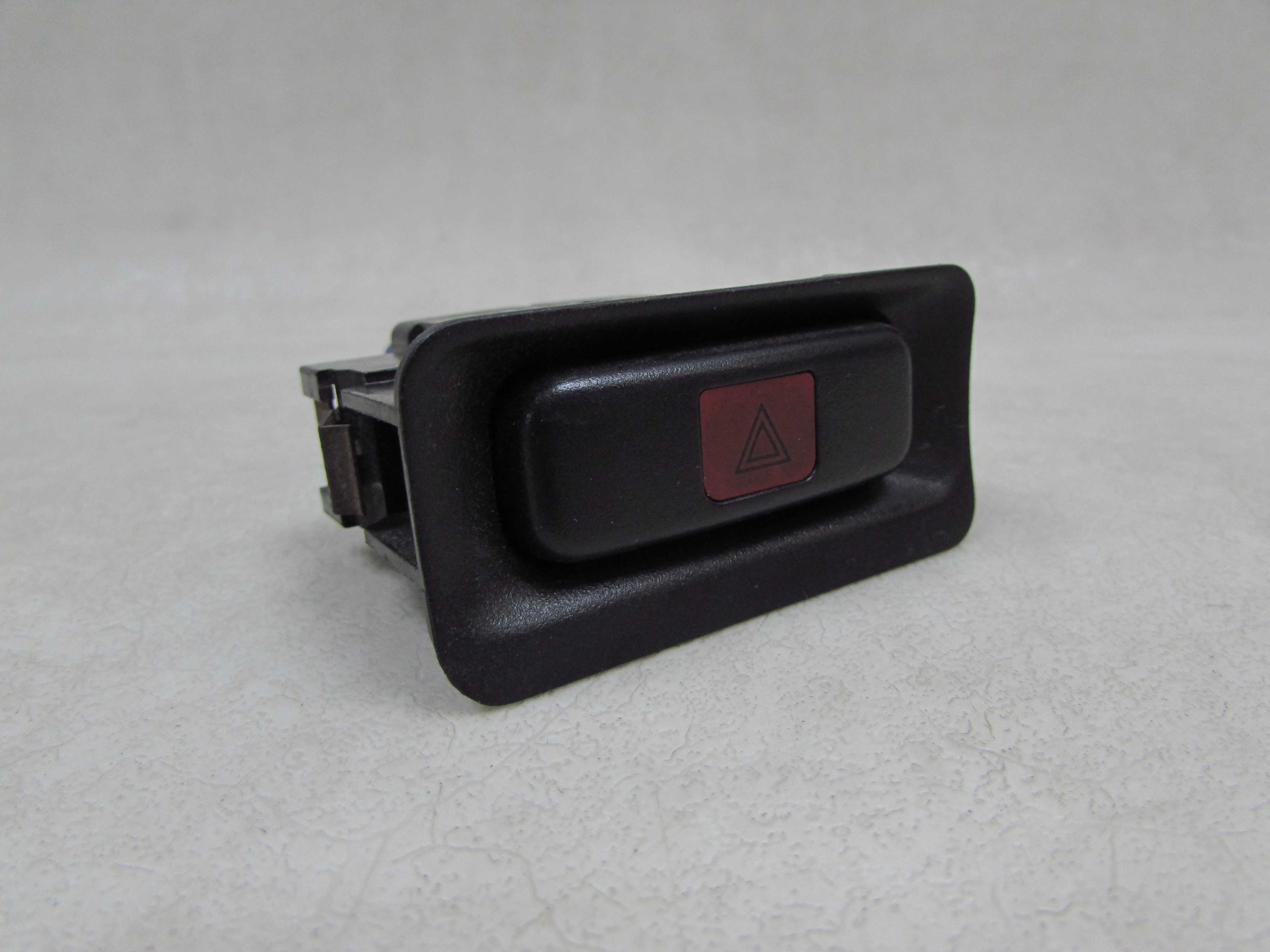 HONDA CIVIC V 91-96 PRZELACZNIK SWIATEL AWARYJNYCH