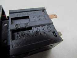 MAZDA 626 79-02 PRZELACZNIK SWIATEL AWARYJNYCH