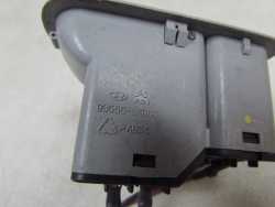 HYUNDAI SONATA V 04-11 PRZELACZNIK PRZYCISK OWIERANIA KLAPY BAGAZNIKA KLAPKI PALIWA 93555-3K000
