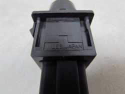 MITSUBISHI PAJERO SPORT SHOGUN 96-08 GRZANIA SZYBY TYL