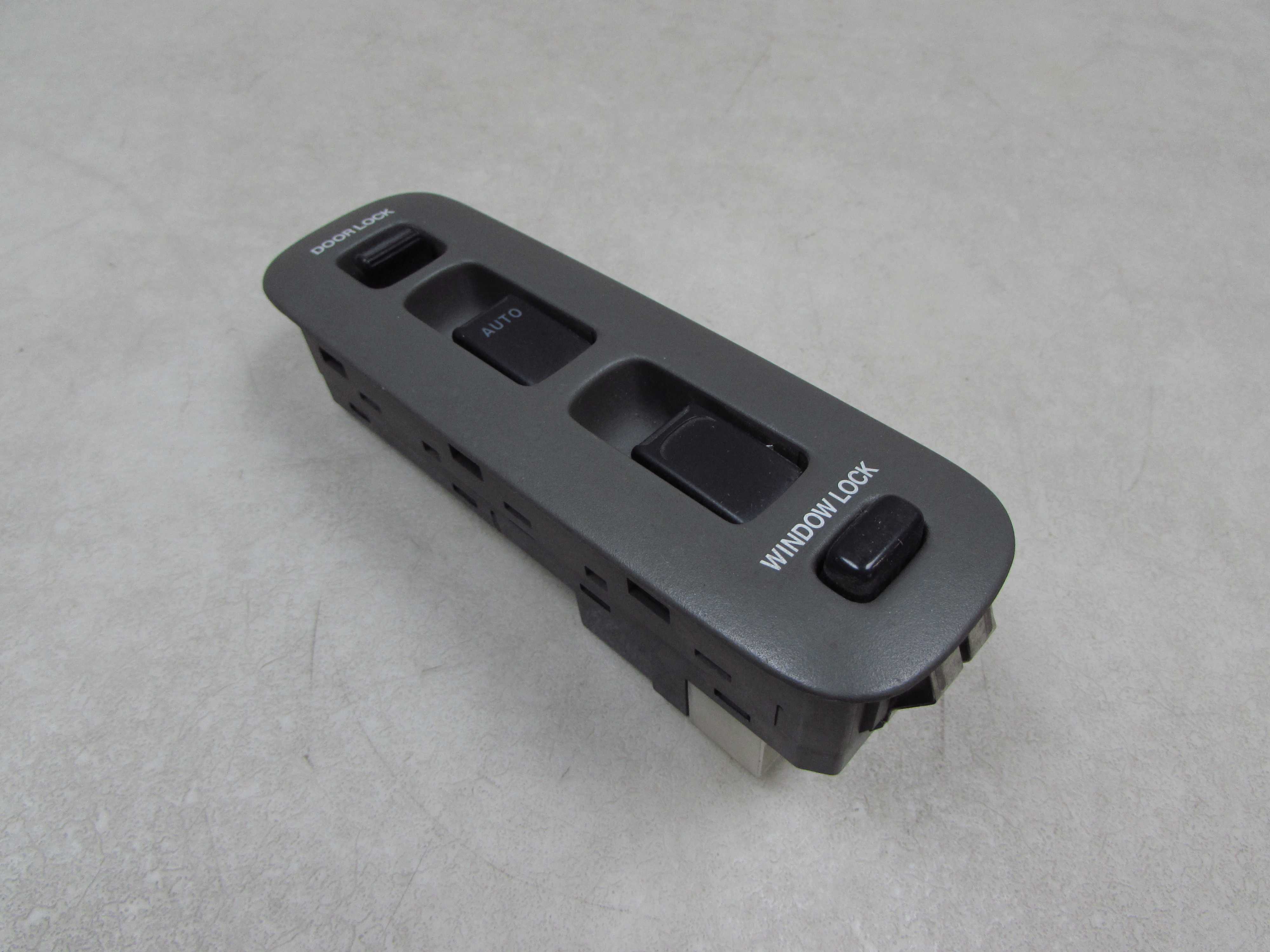 SUZUKI GRAND VITARA 98-05 PANEL PRZELACZNIK SZYB
