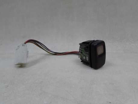 MAZDA 323 F 98-00 WLACZNIK SWIATEL AWARYJNYCH
