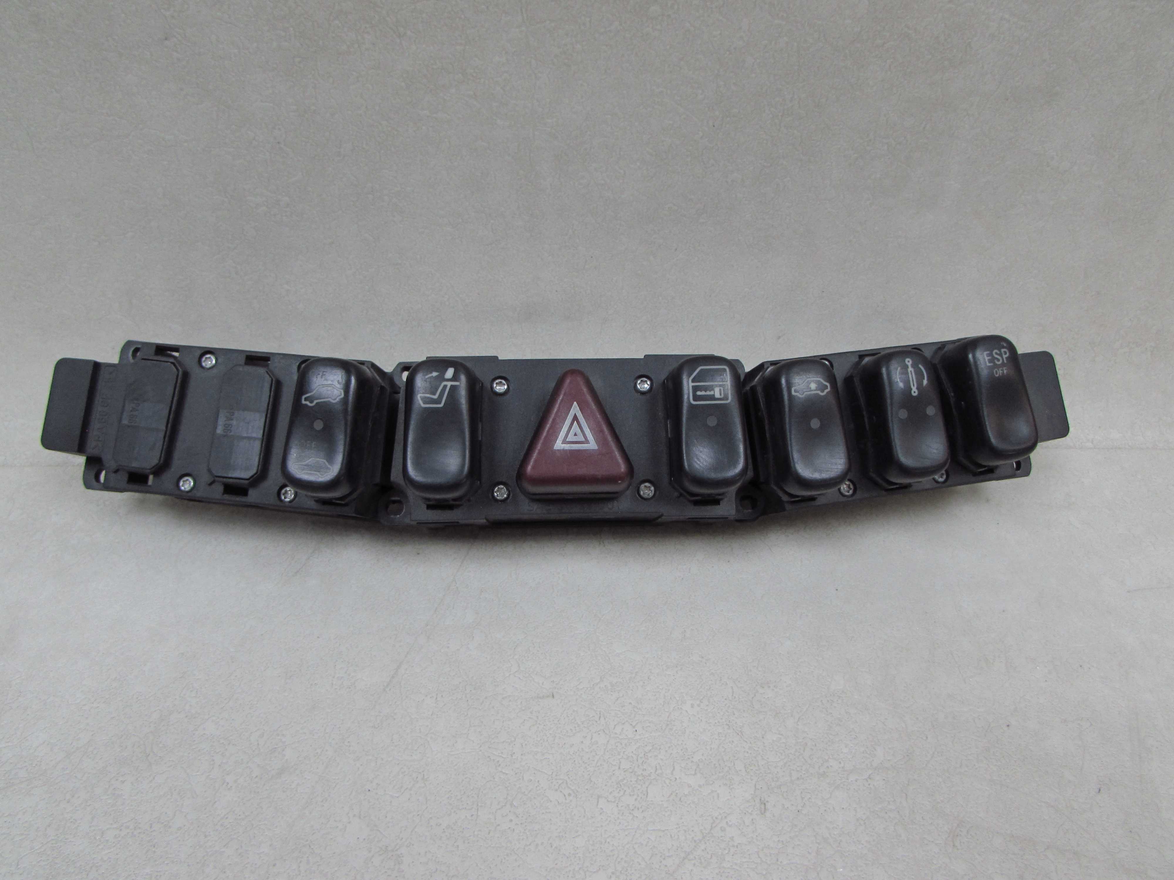 MERCEDES S KLASA W220 PANEL PRZELACZNIKOW AWARYJNYCH 2208214458
