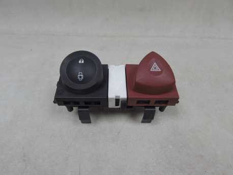 RENAULT SCENIC II MEGANE II PANEL PRZELACZNIK AWARYJNYCH 8200407415