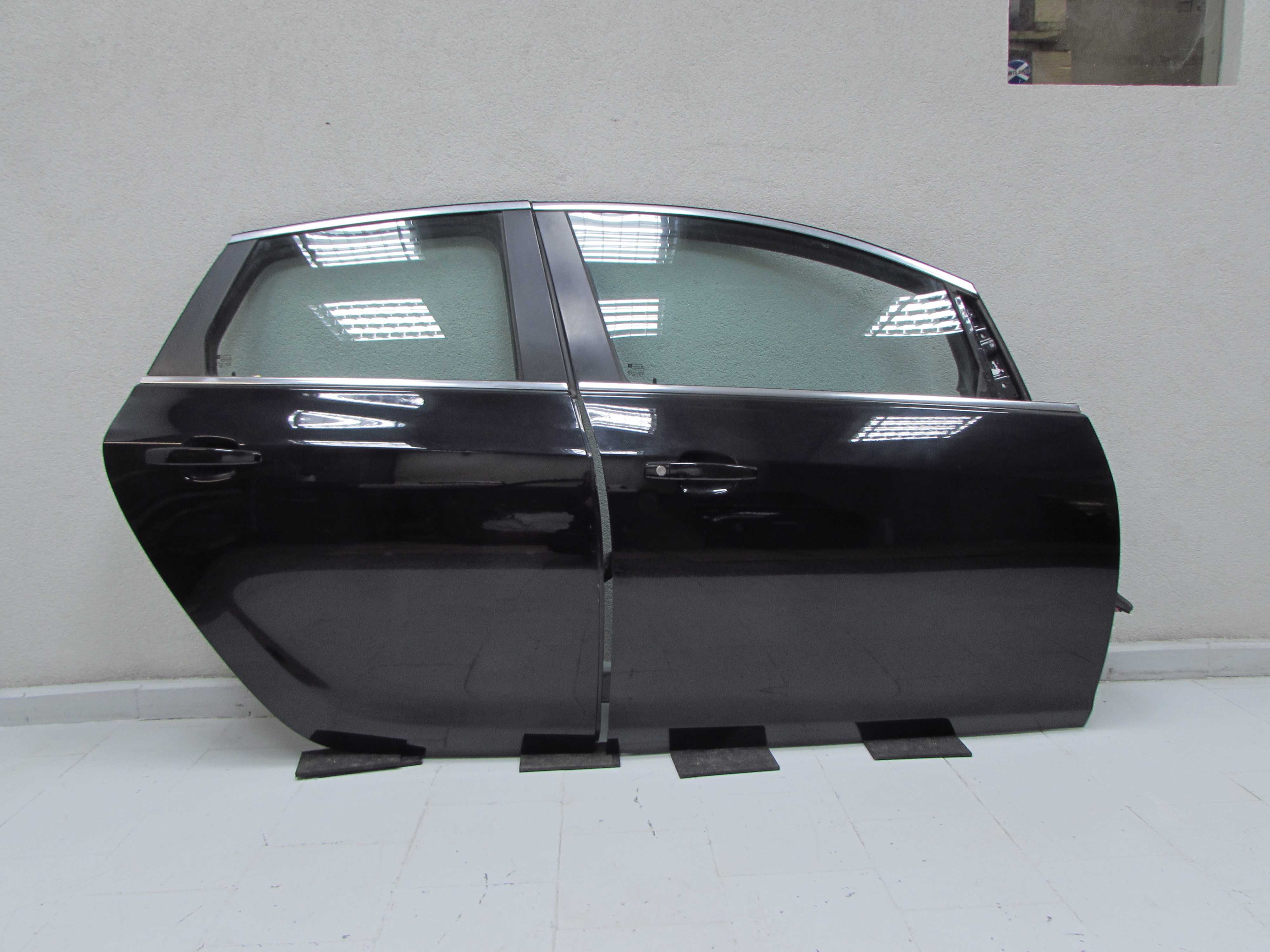 OPEL ASTRA IV J LIFT FL HB 09-15 DRZWI TYL PRAWY TYLNE KPL Z20R Z 20R