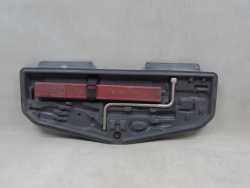 BMW E39 E38 95-03 POLKA WKLAD SCHOWEK NA KLUCZE 1180681